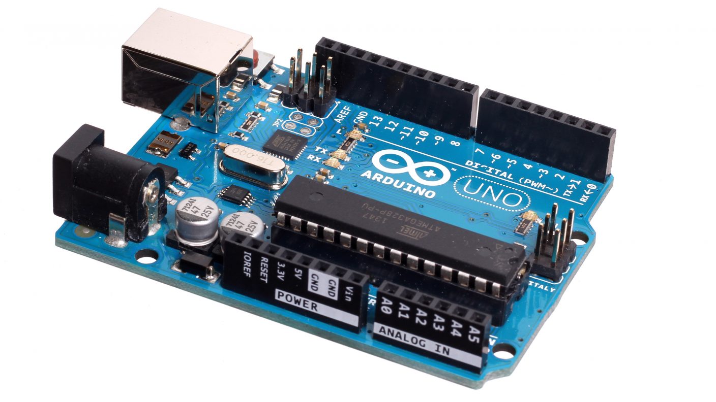 Arduino uno память. Ардуино уно. Микроконтроллер Raspberry Pi. Arduino uno комплектующие. Arduino uno набор.